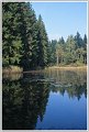 lac et massif de sapins